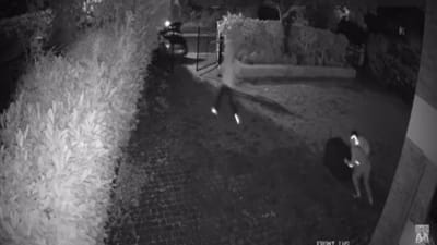 VÍDEO: Reece James divulga imagens de como lhe assaltaram a casa - TVI