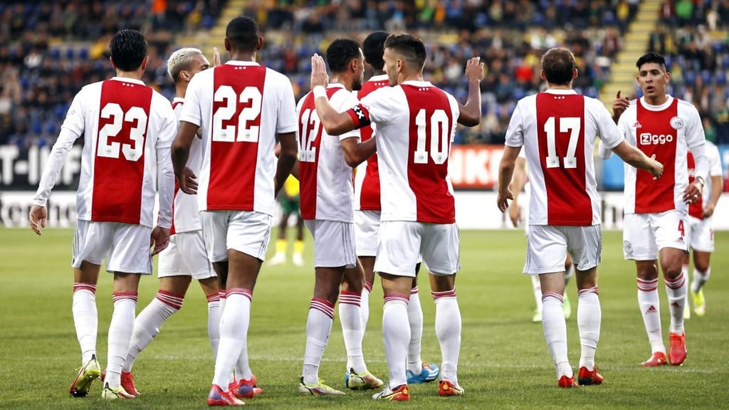Ajax soma terceira goleada consecutiva em pouco mais de uma semana