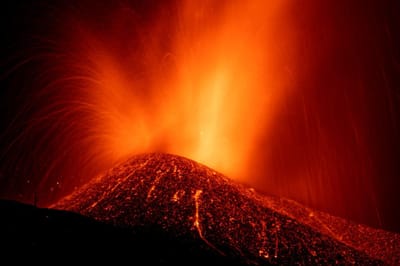 La Palma: cone do vulcão em risco de colapsar - TVI