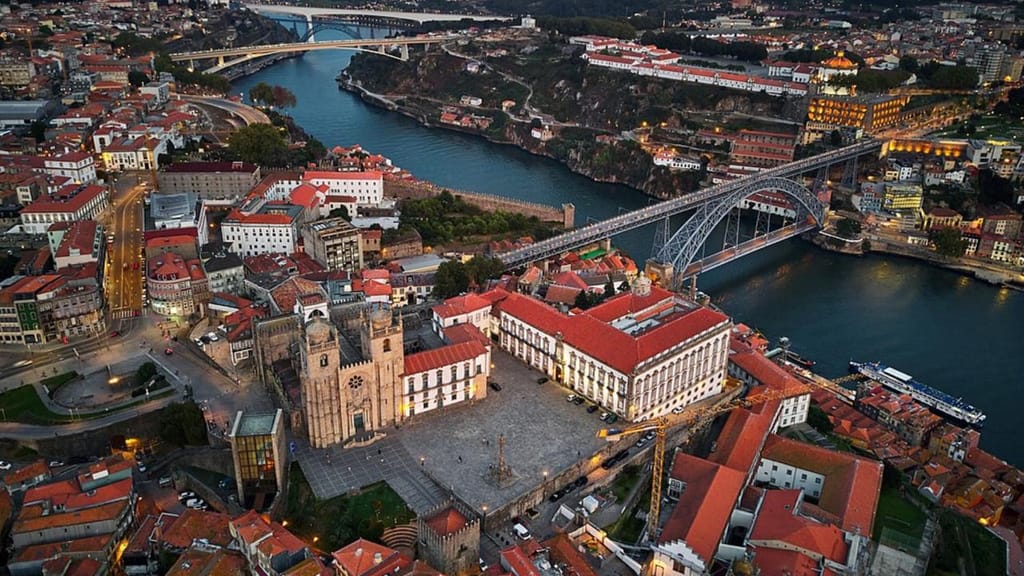Cidade do Porto (foto: Filipe C. Sousa/Unsplash)