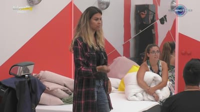 Ana Barbosa e Lourenço espalham boato - Big Brother