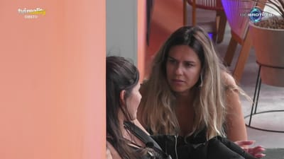 Joana fica incomodada e Ana Barbosa desfaz boato - Big Brother