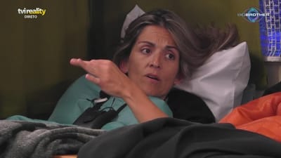 Ana Morina avisa Débora: «Vais levar com uma nomeação direta!» - Big Brother