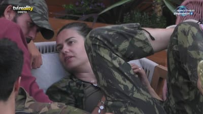 Ana Barbosa e António sussurram e são castigados - Big Brother