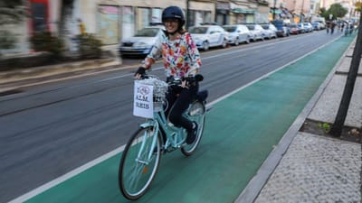 Costuma andar de bicicleta em Lisboa? Moedas promete construir mais 90 quilómetros de ciclovias até ao próximo ano - TVI