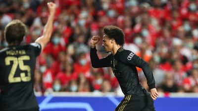 VÍDEO: Bayern mostra como Sané ensaiou golo de livre ao Benfica - TVI