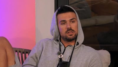João irritado: «Que eu saiba não sou comprometido!» - Big Brother