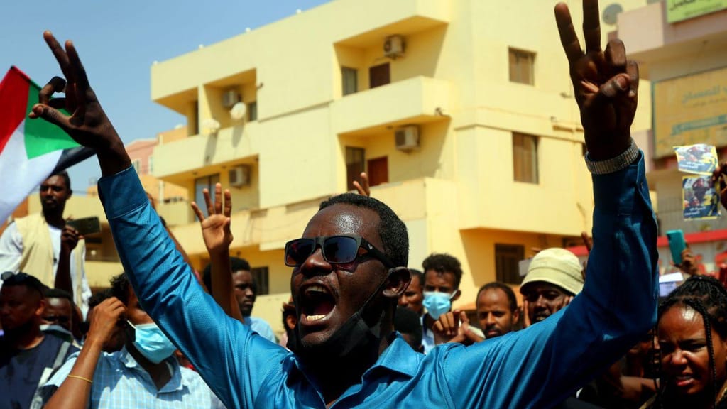 Manifestação em apoio ao Governo democraticamente eleito no Sudão