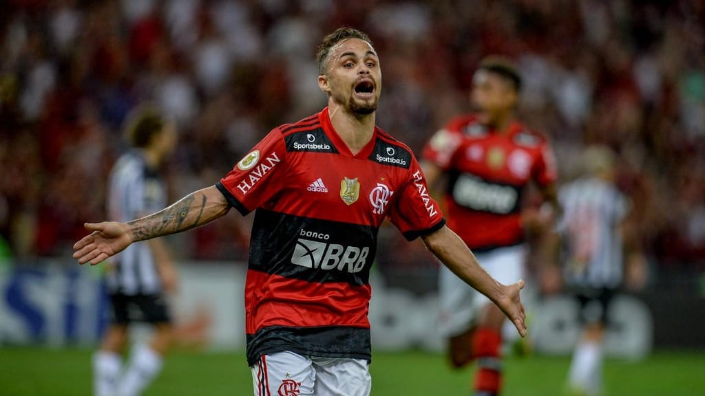 Michael marca ao At. Mineiro (foto: Flamengo)