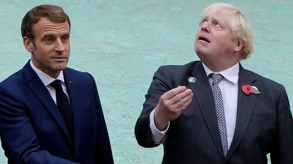 Emmanuel Macron e Boris Johnson