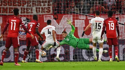 Bayern Munique avança com cortes salariais para jogadores não vacinados - TVI
