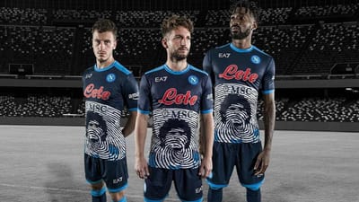 FOTO: Nápoles vai jogar com camisola de homenagem a Maradona - TVI