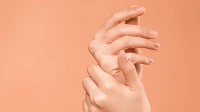 Como é que a medicina estética rejuvenesce as mãos? - TVI