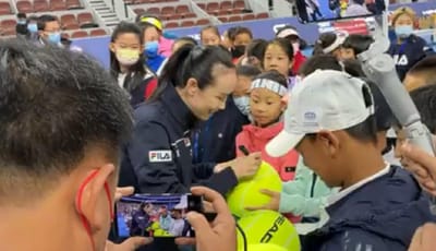 Depois do vídeo num restaurante, Peng Shuai «aparece» em torneio de ténis - TVI