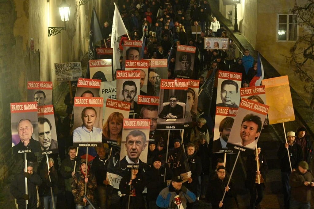 Covid-19: Manifestação contra restrições em Praga