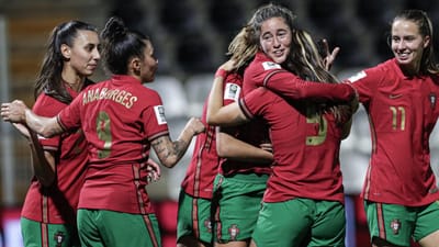 Mundial feminino: Portugal goleia com hat-trick de ‘centenária’ - TVI