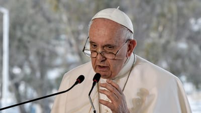 Papa Francisco afirma que violência contra mulheres é um ultraje a Deus - TVI
