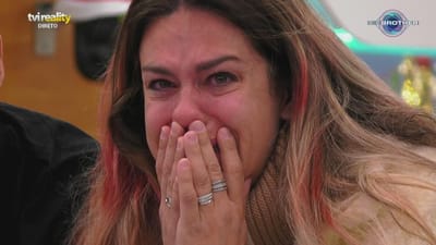 Ana Barbosa fica em pranto com mensagem da mãe - Big Brother