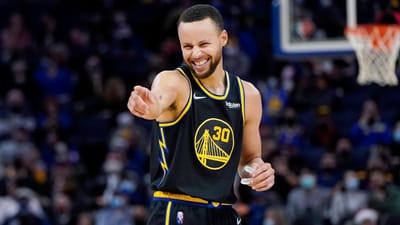 VÍDEO: Curry aproxima-se de recorde e Warriors seguem líderes - TVI