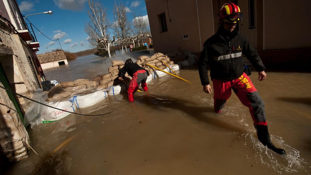 Novillas: Tempestade no norte de Espanha faz dois mortos 