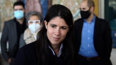 Mariana Mortágua acumulou regime de exclusividade na AR com comentário remunerado na televisão - TVI