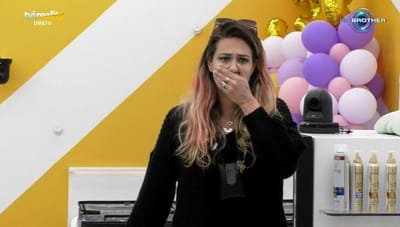 Ana Barbosa fica sem palavras com mensagem do marido - Big Brother