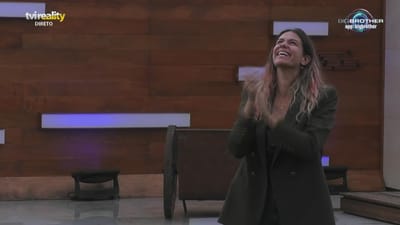 Ana Barbosa é surpreendida com avião - Big Brother