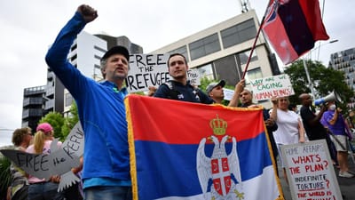 Sérvia pede à Austrália «um tratamento humano e digno» para Djokovic - TVI