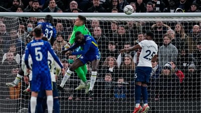 Chelsea volta a bater Tottenham e apura-se para a final da Taça da Liga - TVI