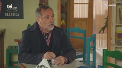 Padre Elias aconselha Gil a afastar-se de Diana - TVI