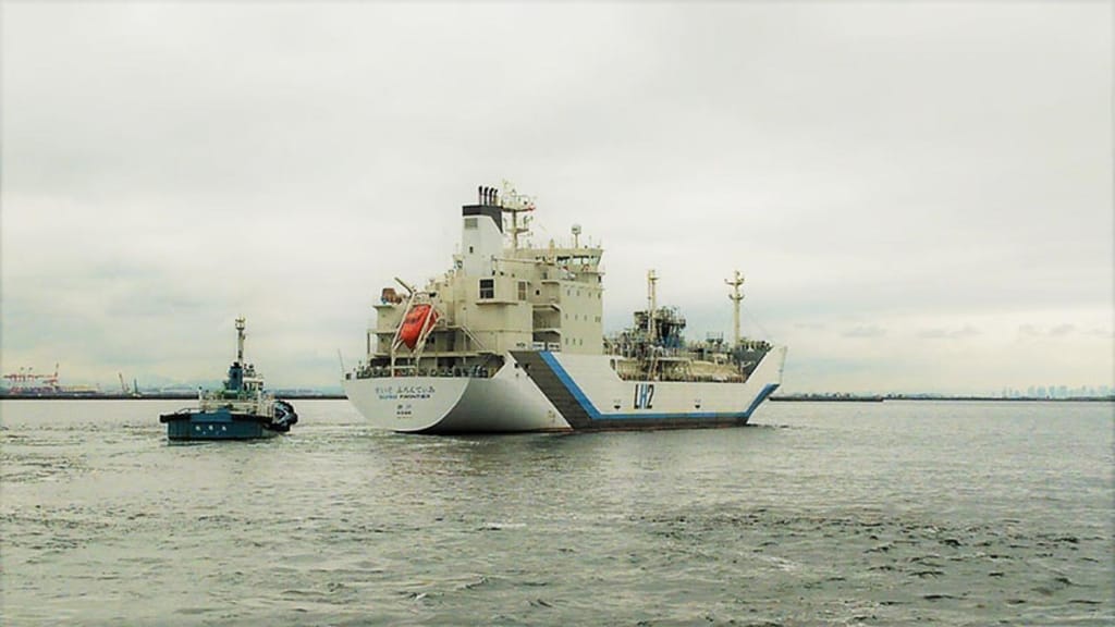 Suiso Frontier, navio-tanque de hidrogénio faz viagem de teste