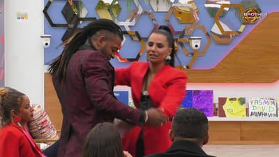 Jaciara enfrenta dilema: Kasha ou Jay Oliver? - Big Brother