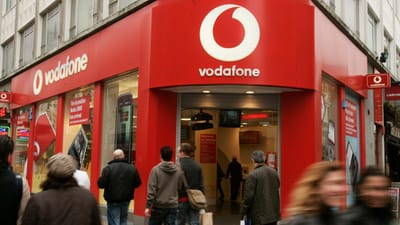 Quanto vai pagar na fatura deste mês da Vodafone? Os conselhos da Deco sobre os serviços afetados no cibertaque - TVI
