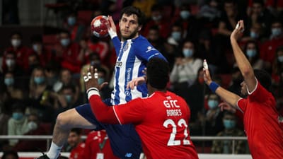 Andebol: FC Porto vence Benfica e Sporting pode ser lider isolado - TVI