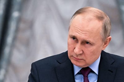 Os oligarcas russos que "viraram as costas" a Putin e apelam ao fim da guerra - TVI