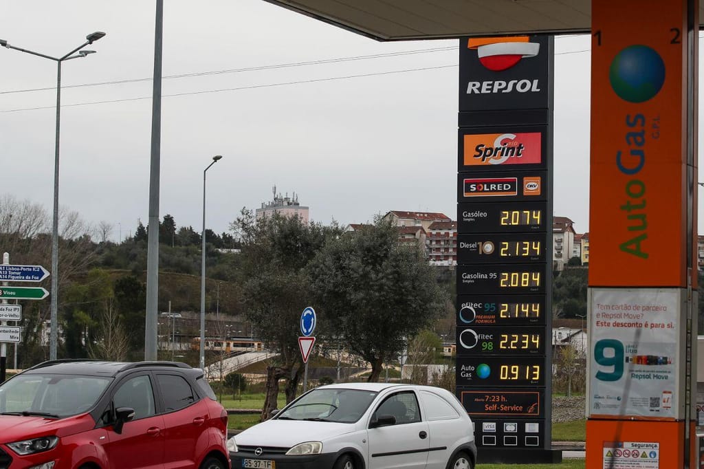Aumento do preço dos combustíveis (Lusa/Paulo Novais)