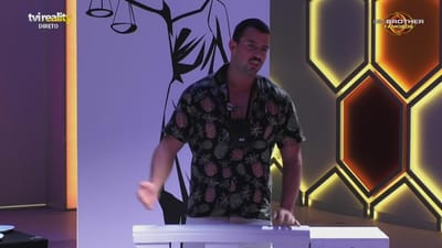 Marco Costa riposta: «A culpa disso é da Voz» - Big Brother