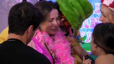 Bruna Gomes desaba em lágrimas com novo avião negativo - Big Brother