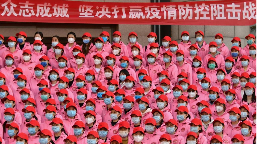 Milhares de profissionais de saúde foram destacados para Xangai