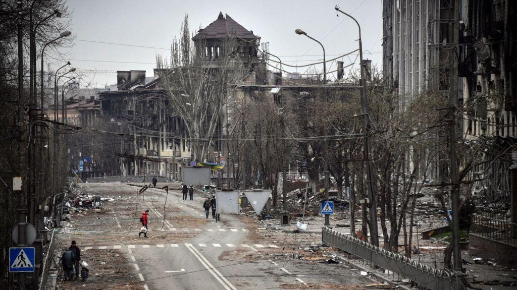 Cidade de Mariupol durante a invasão russa