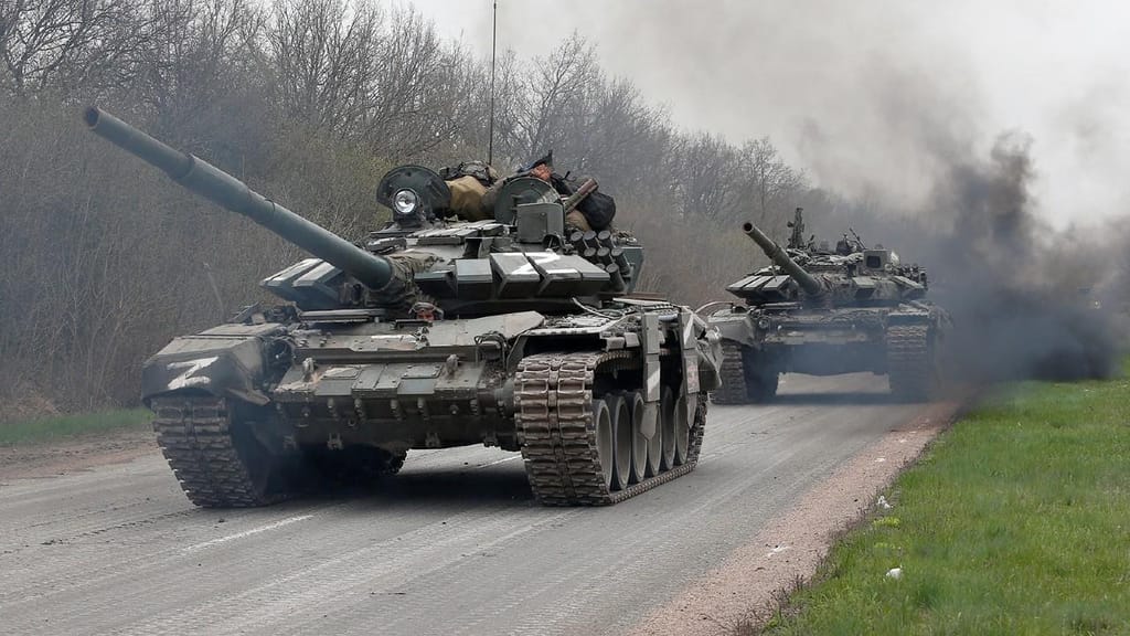 Tanques russos. Alexander Ermochenko/Reuters