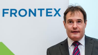 Diretor da Frontex demite-se na sequência de alegações de afastamento ilegal de migrantes - TVI