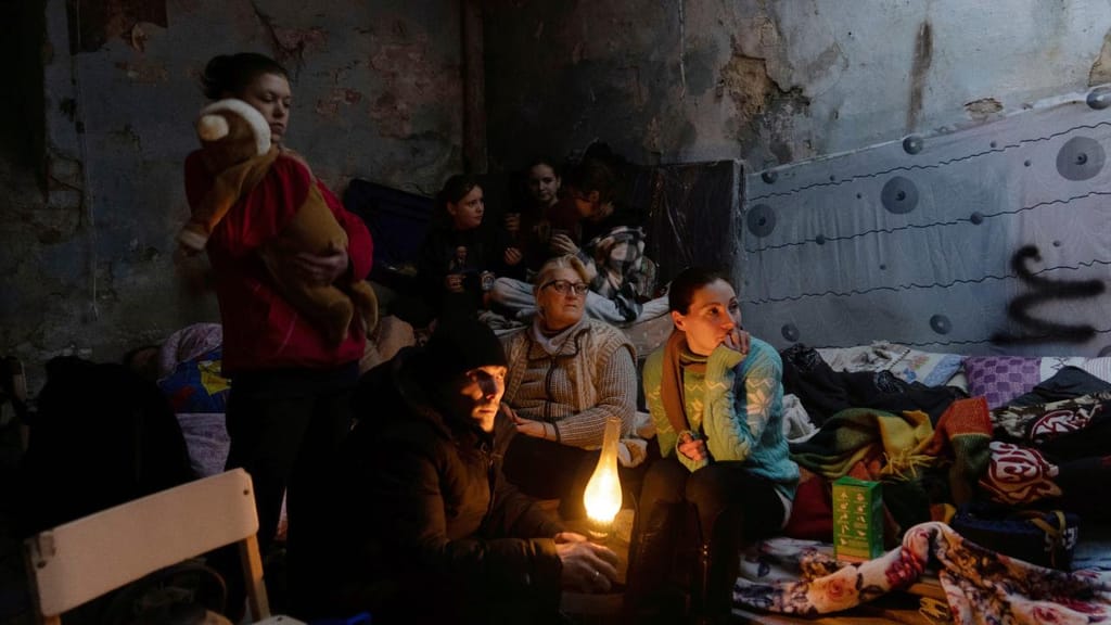 Civis refugiados em Mariupol