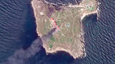"Não há mais militares russos na ilha das Serpentes". Rússia anuncia retirada - TVI