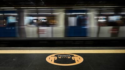 "500 pessoas foram retiradas das composições". Metro de Lisboa descarrila na estação de Alvalade - TVI