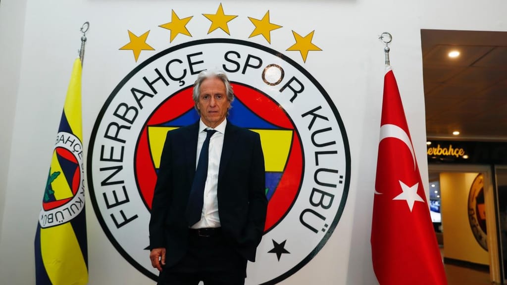 Jorge Jesus visita centro de treinos do Fenerbahçe 