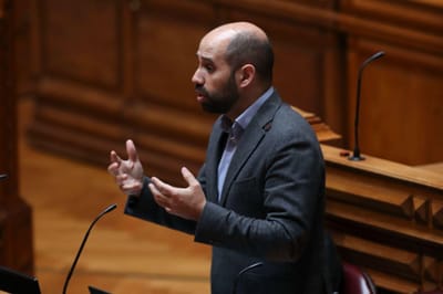 Pedro Filipe Soares garante que não será candidato "nas listas às próximas eleições legislativas" - TVI