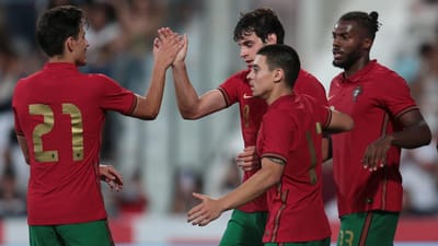 Europeu sub-21: Rui Jorge explica convocatória alargada a 25 jogadores - TVI