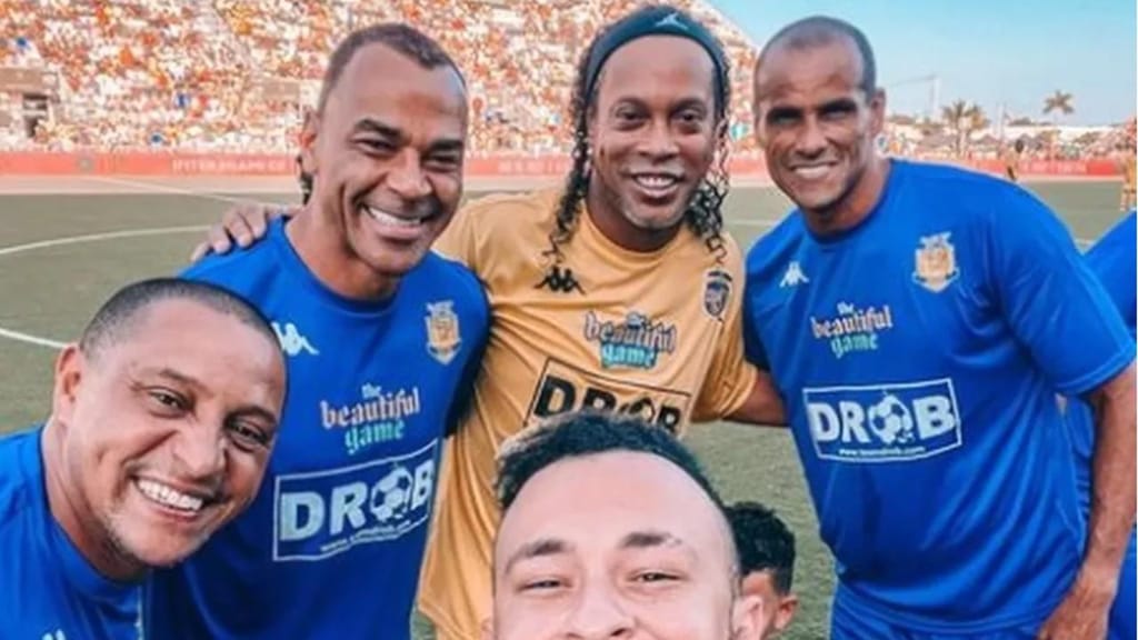 Ronaldinho e Roberto Carlos juntaram «estrelas» em Miami