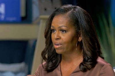 "Pode parecer que não podemos fazer muito mais por agora mas podemos. E devemos": Michelle Obama reage à reversão da lei do aborto - TVI